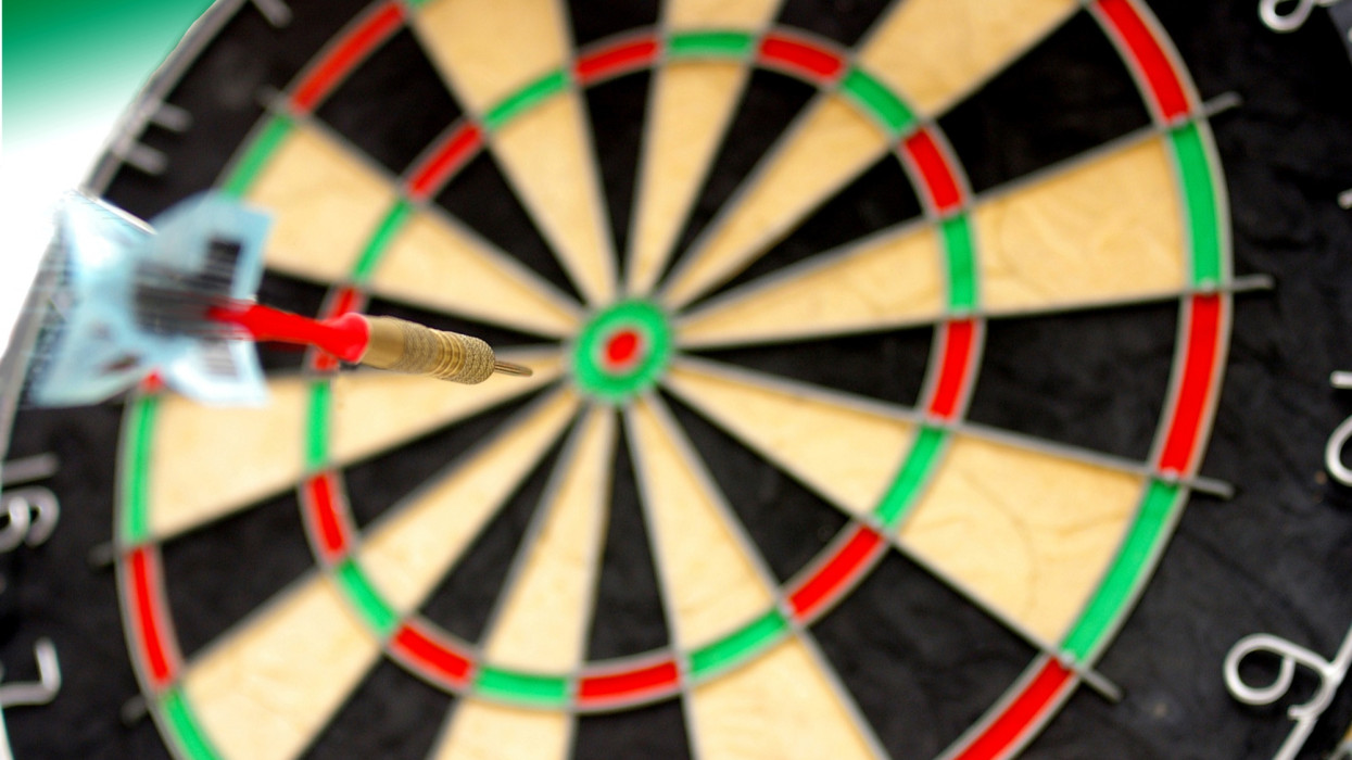 Fél évre tiltották el a fiatal dartsost: doppingügy van a háttérben, van még visszaút neki?