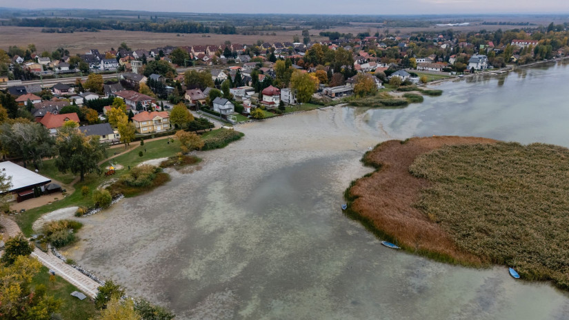 Titkos tipp a Balaton, Velencei-tó helyett: itt még 2026-ban is lehet emberi áron nyaralót venni