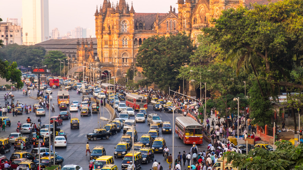 Komoly vámcsökkentést jelentett be az ázsiai ország: óriási piacra lelhet így Európa