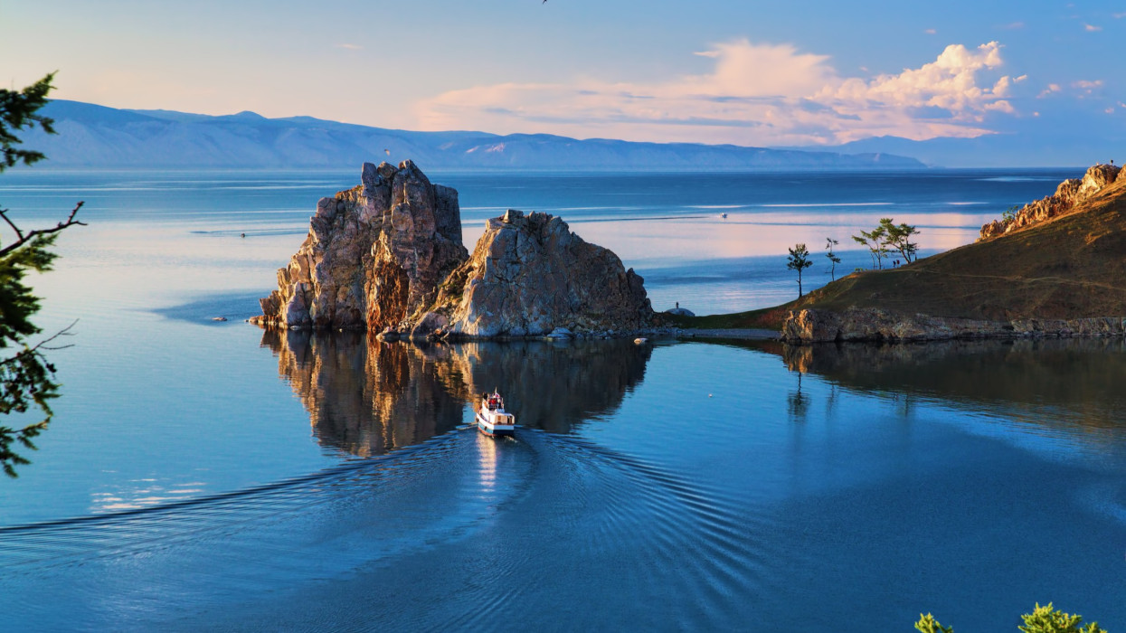 Kvíz: Földrajz témában te vagy az ász? Lássuk, mit tudsz a világ legnagyobb tavairól!