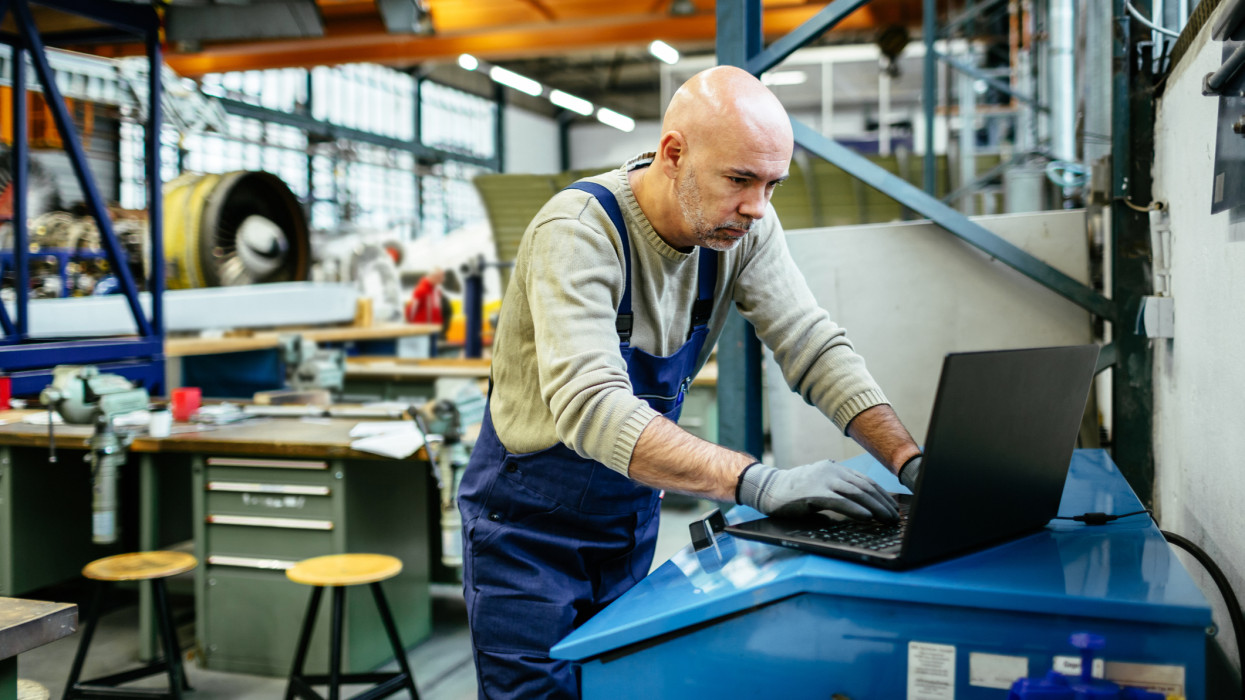Elfogyott a munkaerő? Ilyen szakembereket keresnek most leginkább a cégek