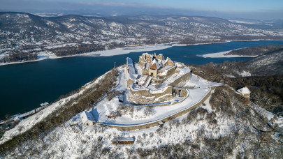 Felzárkózás helyett toporgó lemaradás lett Magyarország jussa: borzasztó, mennyire kilógunk a V4-ek közül