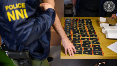 Az FBI segítségével buktak le a magyar csalók: irdatlan mennyiségű hamis arannyal bizniszeltek + Videó