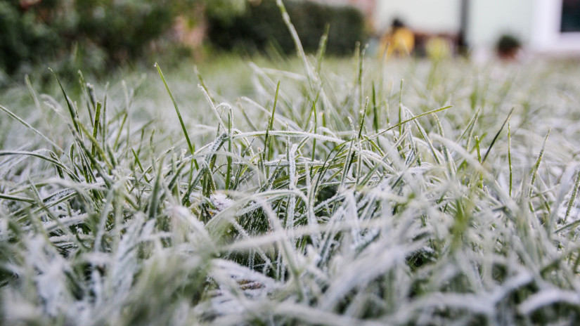 Készítsd a nagykabátot: estére fagypont közelébe zuhan a hőmérséklet és még havazás is jöhet