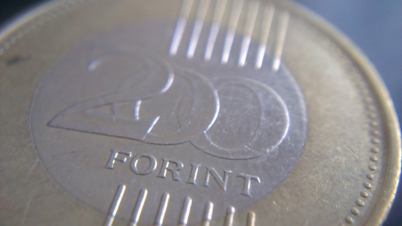 Jó reggelt! Erősödött szerda reggelre a forint