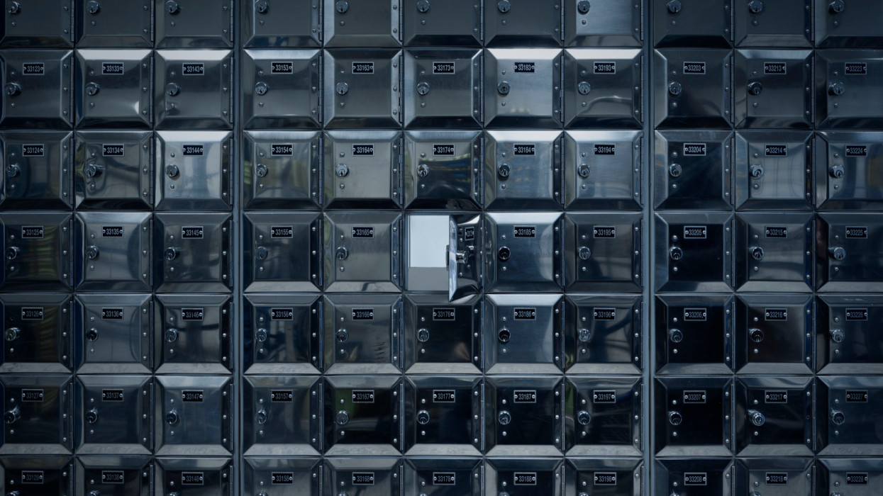 Megszólalt a pilisvörösvári bankrabló: csak pár százezer kellett volna a tartozásaira, kifigyelte a fiók dolgozóit