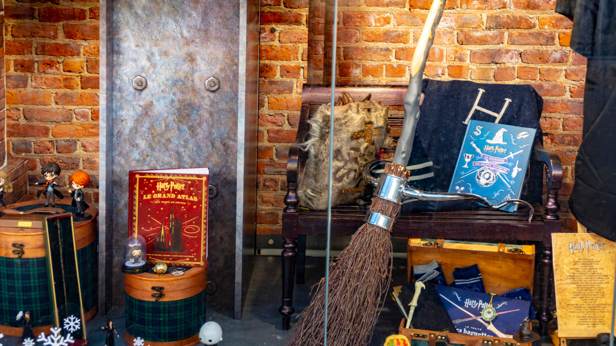 Brutális jegyárak a szentendrei Harry Potter kiállításon: egy vagyonba kerül a családoknak