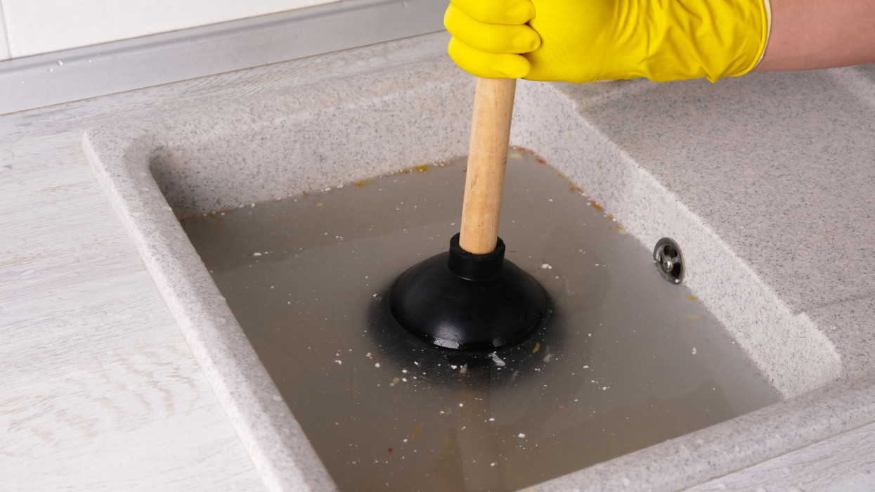 Csőgörény-maffia portyázik Magyarországon: így ismerd fel a lehúzós szakikat, rengeteg embert vertek már át