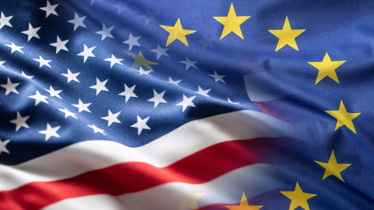 Európa vs. USA: hét ábrán a valóság, mutatjuk, hol jobb valójában az élet