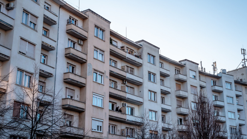 Fordult a kocka a magyar lakáspiacon: már rég nem az eladóknak áll a zászló, minden borulhat