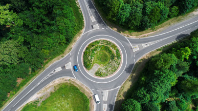 Sokak rémálma ez a balatoni kereszteződés: most körforgalom épülhet a 7-es főúton