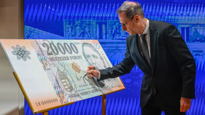 Lassan elporlad a forint bivalyereje? Erre számíthatunk a választásokig: meglepően mozoghat az árfolyam