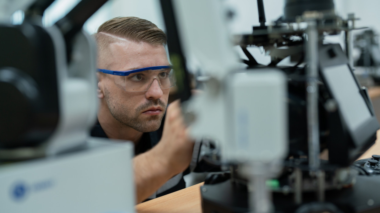 Ez az igazi árulás Magyarország jövője ellen: lenne kiktől tanulni ezen a téren, rengeteg pénz múlik rajta