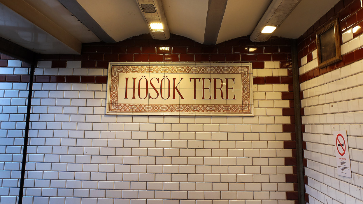 Vége lehet az eddig ismert kisföldalattinak? Óriási átalakítás jön Budapest legrégebbi metróvonalán