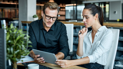 Döbbenetes a bérszakadék: ezek a leginkább alulfizetett szakmák 2026-ban itthon