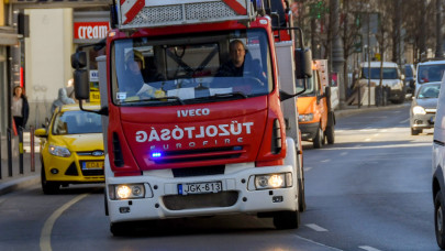 Tűz ütött ki az egyik budapesti plázában: rengeteg embert menekítettek ki, kiderült, mi füstölt annyira