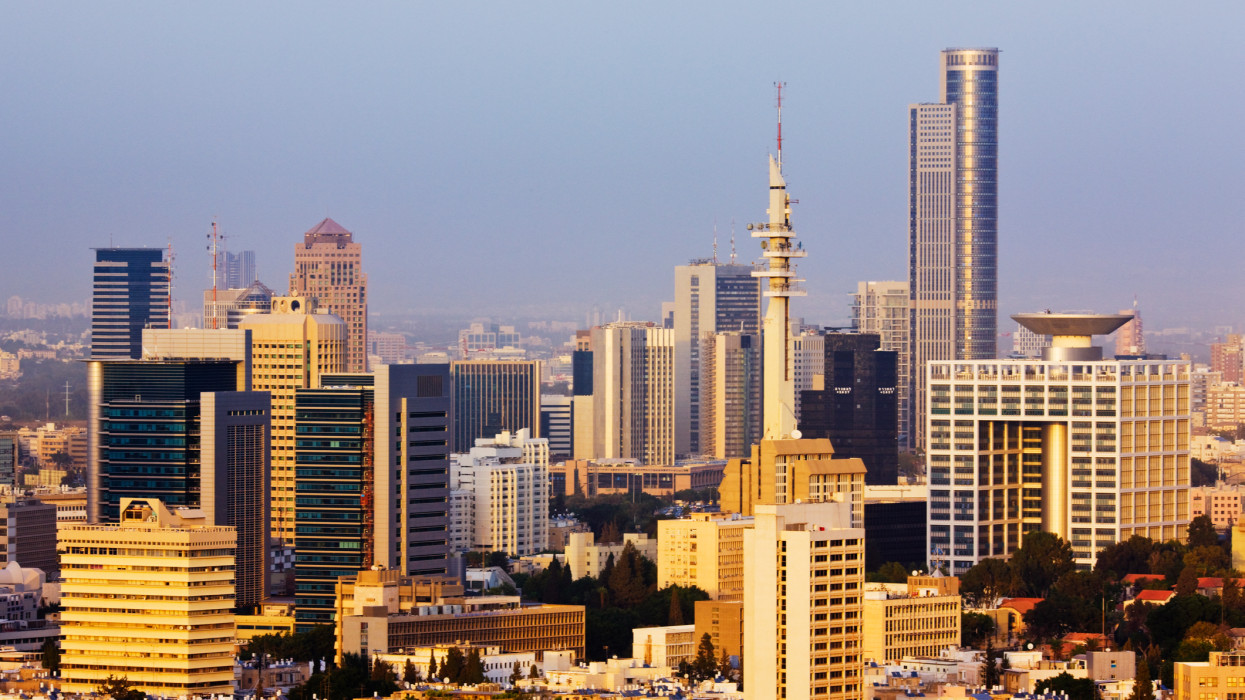 Rakétát küldtek az izraeli kormányfő hivatalára: Netanjahu sorsa ismeretlen