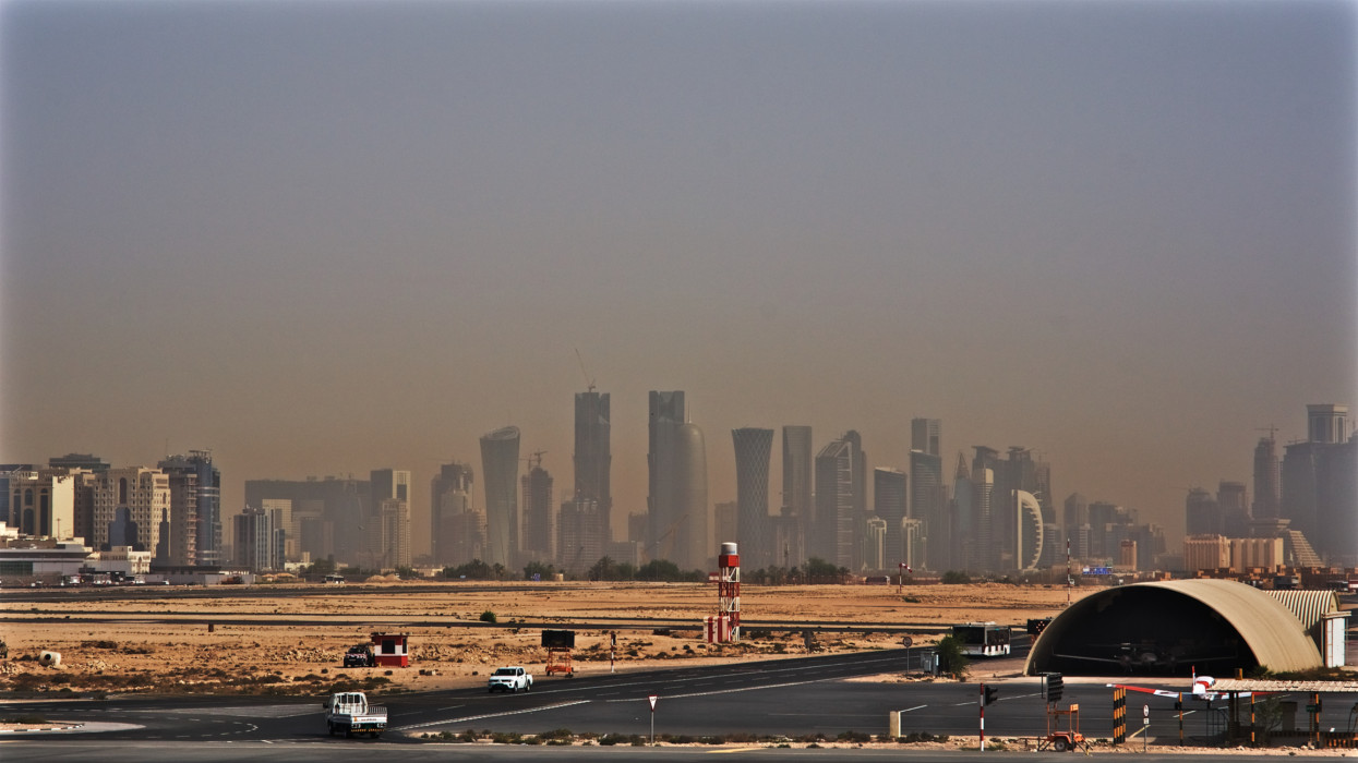 Ismét Katart bombázza Teherán nagy erőkkel