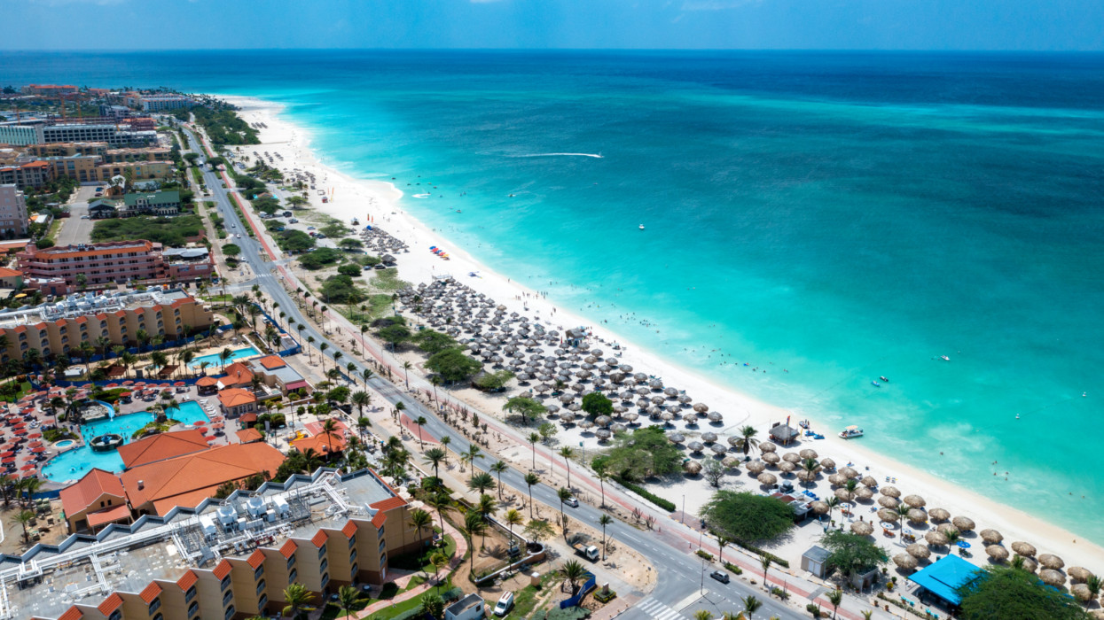 Van, ahol szinte minden a turizmuson múlik: ezek az országok a legkiszolgáltatottabbak turistaparadicsomok a világon