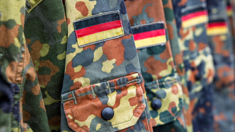 Jöhet az önkéntes sorkatonaság: itt a NATO-ajánlás, ezt bizony nem vágja sutba senki