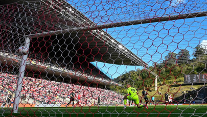 Hatalmas pénz kerül a Fradi kasszájába: ennyit kerestek az El-meneteléssel idén