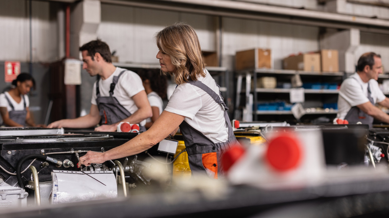 Kiderült a rejtett igazság a magyar minimálbérről: havi 800 ezer forintos bérszakadék tátong Európában