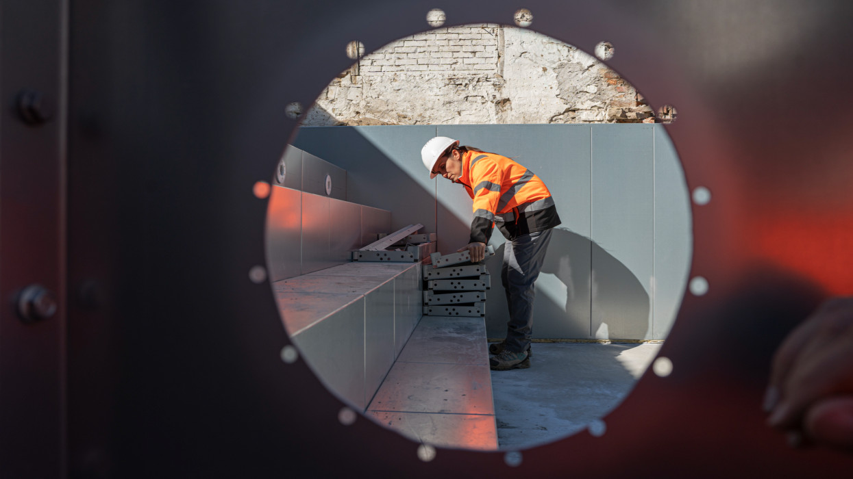 Döntött a kormány, komoly béremelés jön Magyarországon: kiderült, kiknek a fizetése nőhet akár 17 százalékkal is