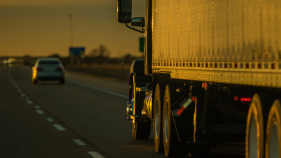 Fontos változás élesedik a magyar utakon húsvétkor: erről minden autósnak tudnia kell