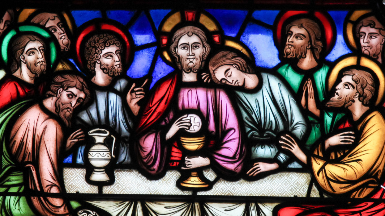 Mit ünneplünk 2026-ben nagycsütörtökön, nagypénteken és nagyszombaton? Hagyományok és szokások