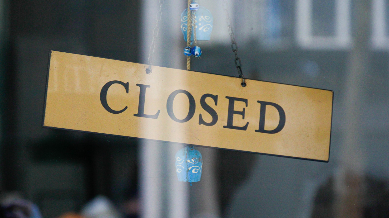 Ennyi volt: 33 év után bezárt Gabi néni ikonikus boltja a vidéki nagyváros szívében