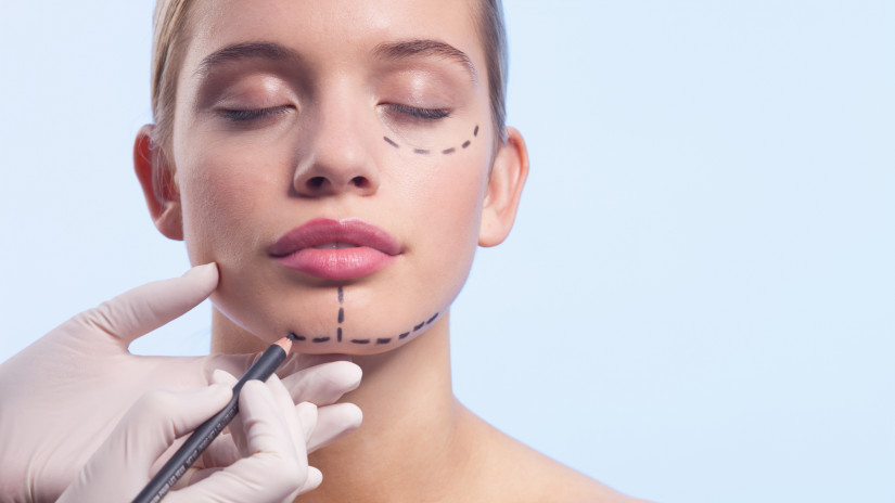 Kiderült az igazság a magyar plasztikai műtétekről: már rég nem a hatalmas szilikonmellekre szórják a milliókat az emberek