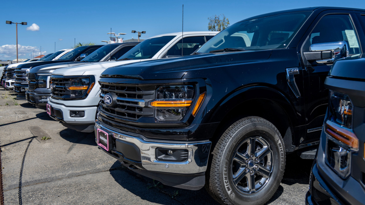 Ennyi volt, ezeknek az autóknak vége, betiltják őket: kiszivárgott, brutál szigor jöhet Európában