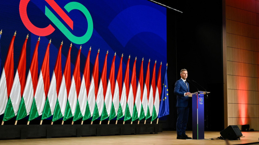 Hatalmas fordulatot hozhat Magyar Péterék győzelme: meglepő bejelentés érkezett a befagyasztott uniós milliárdokról