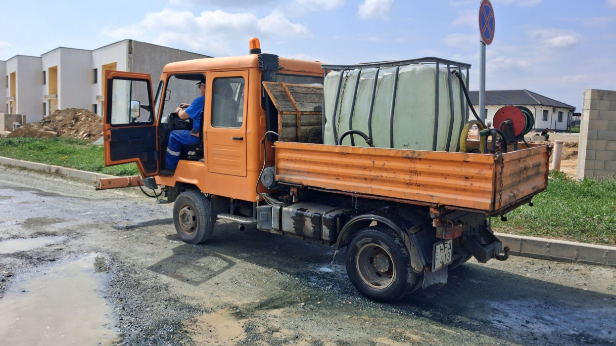 Gyűrűzik a botrány: rákkeltő azbeszt kerülhetett a vidéki utakba, nem csak Szombathely lehet érintett
