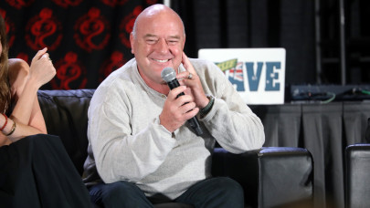 Magyar Péternek üzent a Breaking Bad magyar származású sztárja - hamarosan Budapestre is jöhet