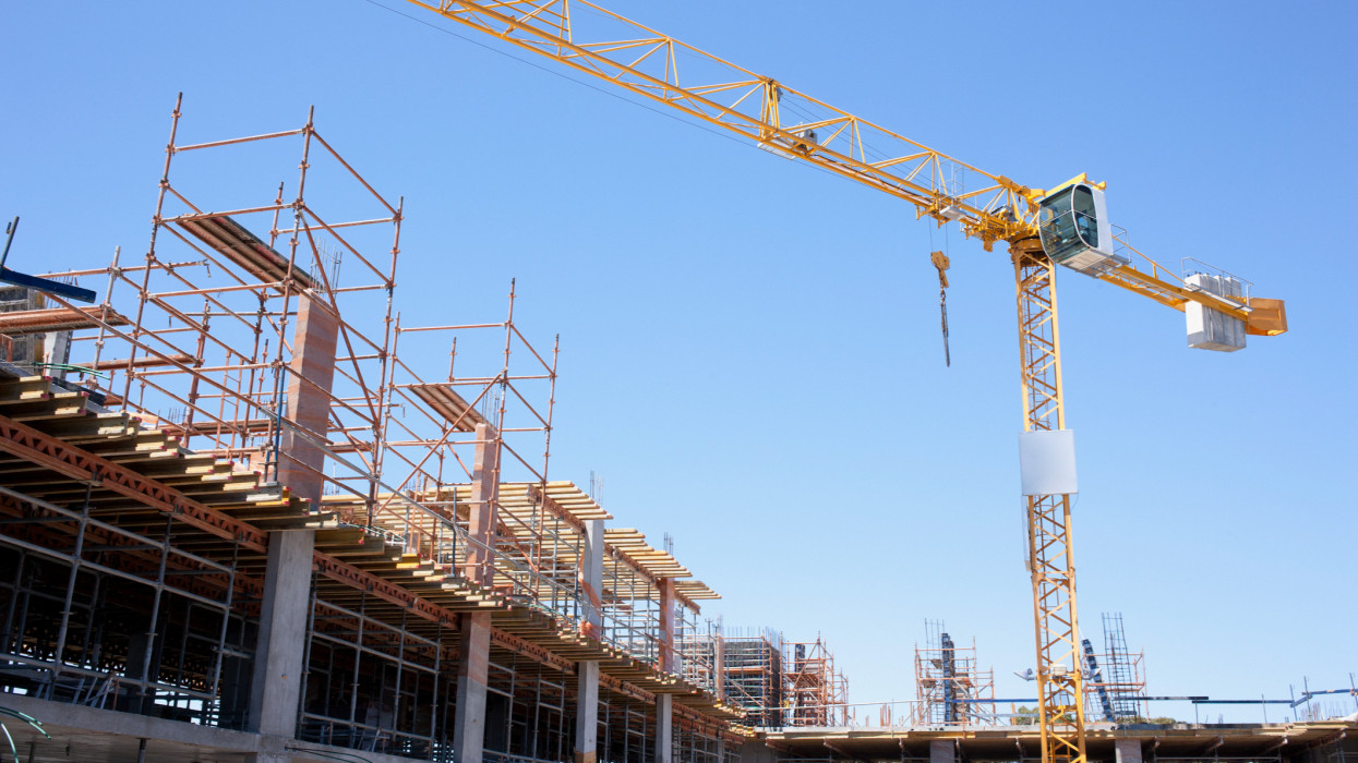 Stagnál a magyar építőipari piac, mégis elképesztő bejelentést tett Mapei vezetője