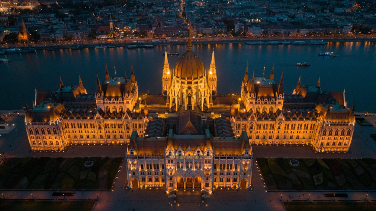 Hol fordíthat még a Tisza szombaton? Három kerületben rezeg a léc: régi motors búcsúzhat a parlamenttől