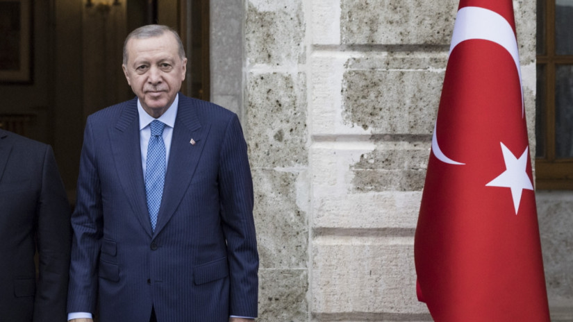 Váratlan fél lépett fel az orosz-ukrán háborúban: ennek a katonai nagyhatalomnak a vezetője békítené ki a feleket