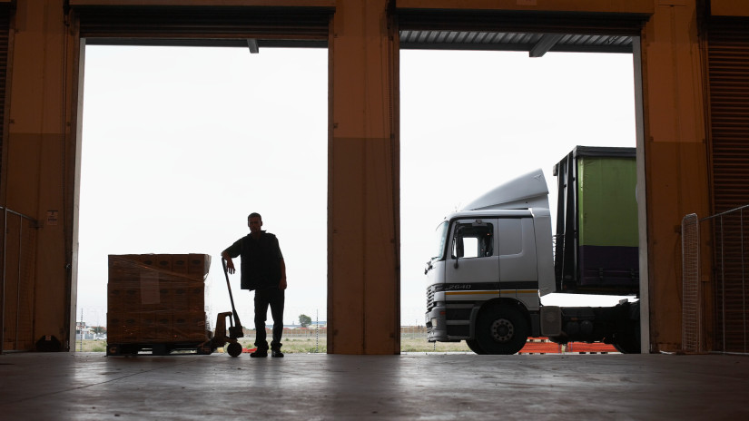 Kegyetlenül ráfáztak a magyar cégek a külföldi vendégmunkásokra: mostantól kíméletlen módszerrel szűrik ki az alkalmatlanokat