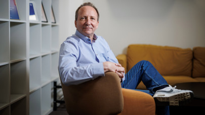 Váratlan trend söpör végig az Alza webshopjában: tömegek veszik így a drága műszaki cikkeket, hazánk lett a tesztpiac