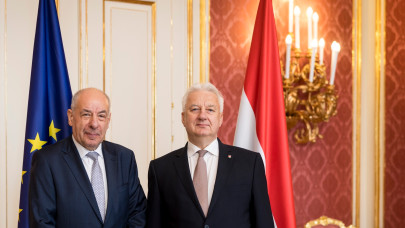 Semjén Zsolt lemondott