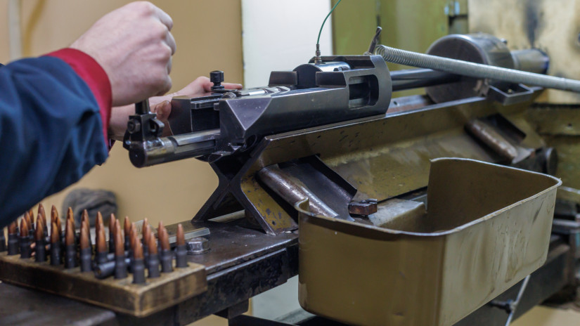 Félelmetes tempóba kapcsolt a fegyverkezés: felzárkózott a szuperhatalmak mellé a II. világháború rettegett óriása