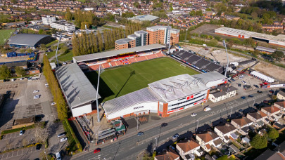 Happy end lesz a vége? Négy év alatt negyedszer ugrana osztályt a walesi sztárcsapat, de nem könnyű a dolguk