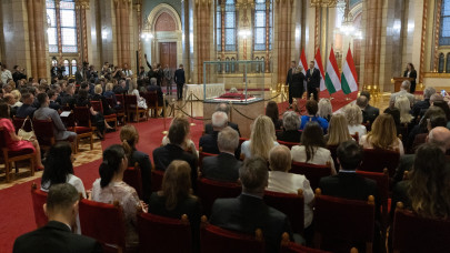 Itt a hivatalos menetrend az új parlament első napjáról: így választják miniszterelnökké Magyar Pétert május 9-én