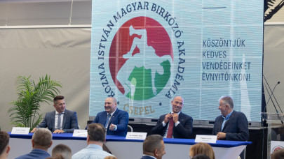 Olimpiai bajnok indul el a birkózószövetség elnöki székéért: ezzel indokolt Lőrincz Tamás