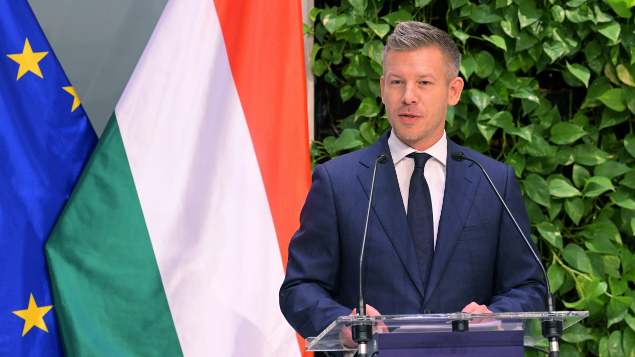 Versenyt fut az idővel a Tisza-kormány: hiába van meg a 6000 milliárdos uniós keret, gyorsan kell lépni