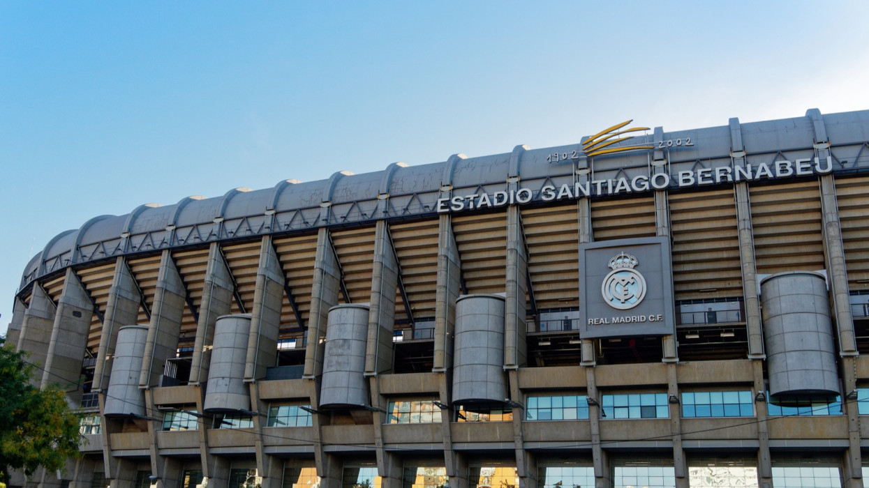 Óriási átigazolási csata a Real Madridnál: Pérez rekordösszegű sztárigazolással válaszolna kihívójának