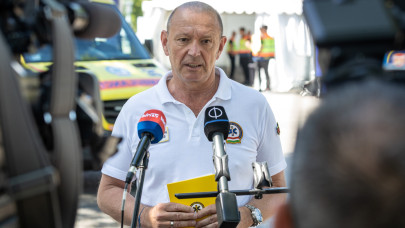 Új szóvivője van az Országos Mentőszolgálatnak: 22 év után távozik Győrfi Pál - ő lesz az utódja