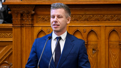 Magyar Péter bejelentette: érkezik a 100 ezer forintos iskolakezdési támogatás