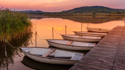 Vége a trükközésnek a Balatonnál: tömegével bonthatják le a stégeket, ez jöhet helyettük
